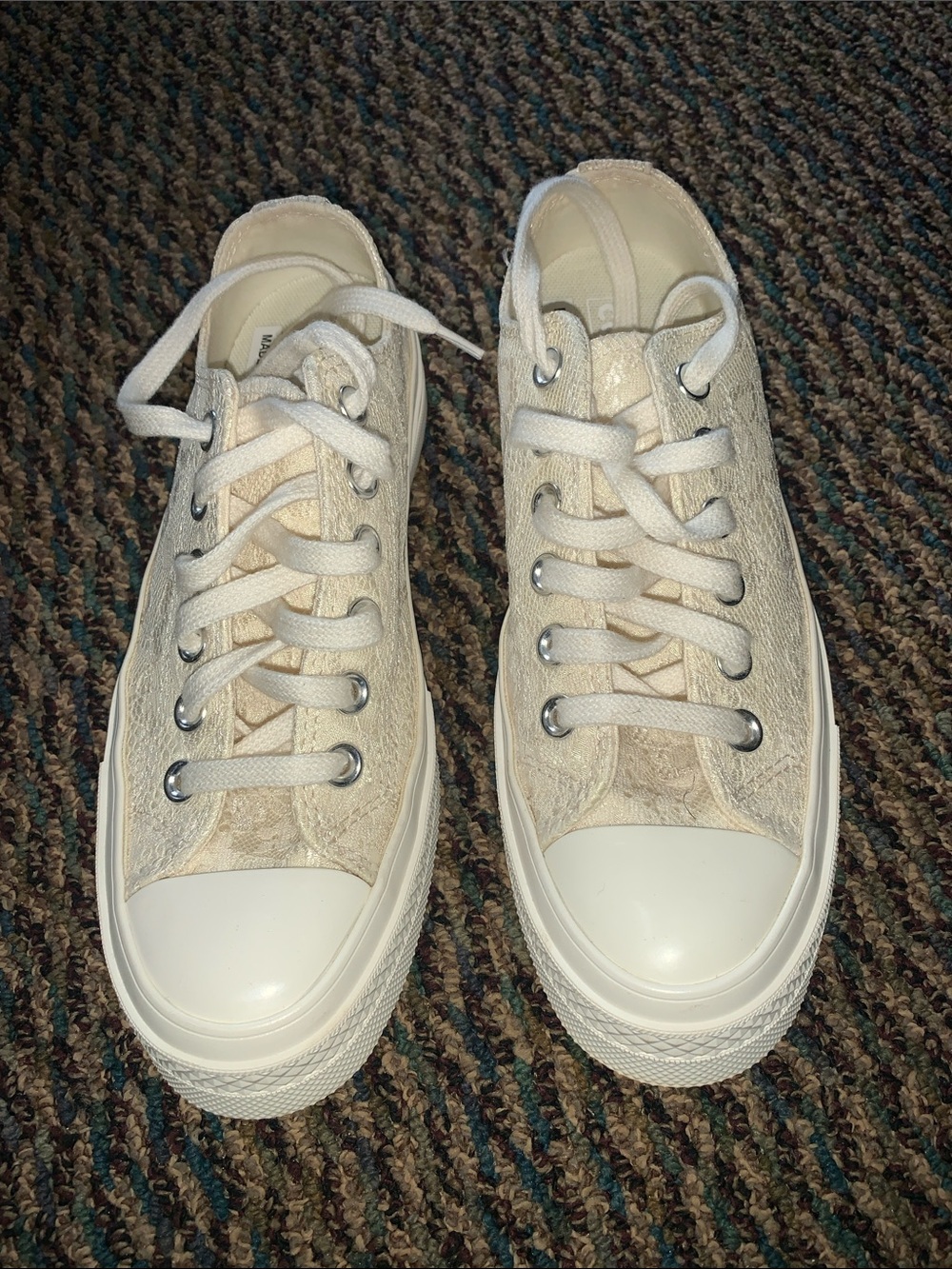 Lace Converse